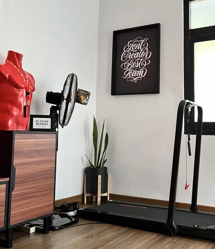 Studio behind-the-scenes 4